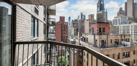 Amazing 3 Bedroom 2 baths beautiful apartment ~ washer and dryer in unit Queen size bedrooms Doorman Roofdeck