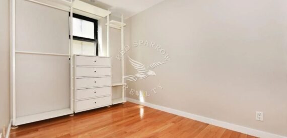 Sixth-Floor Two-Room Studio at The Parc Standard — South Harlem