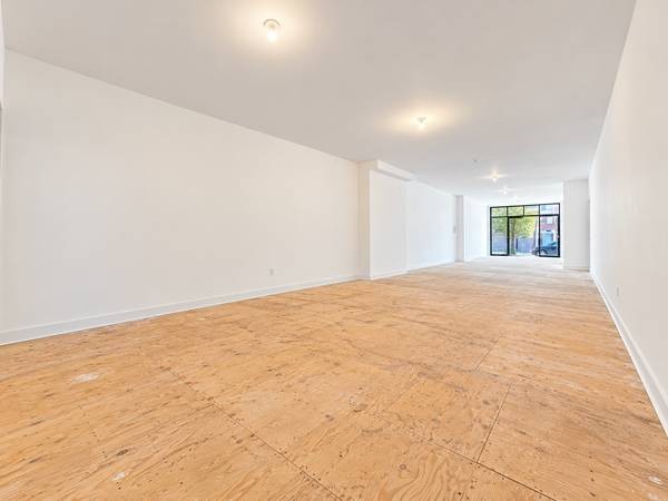 Busy area perfect for any business