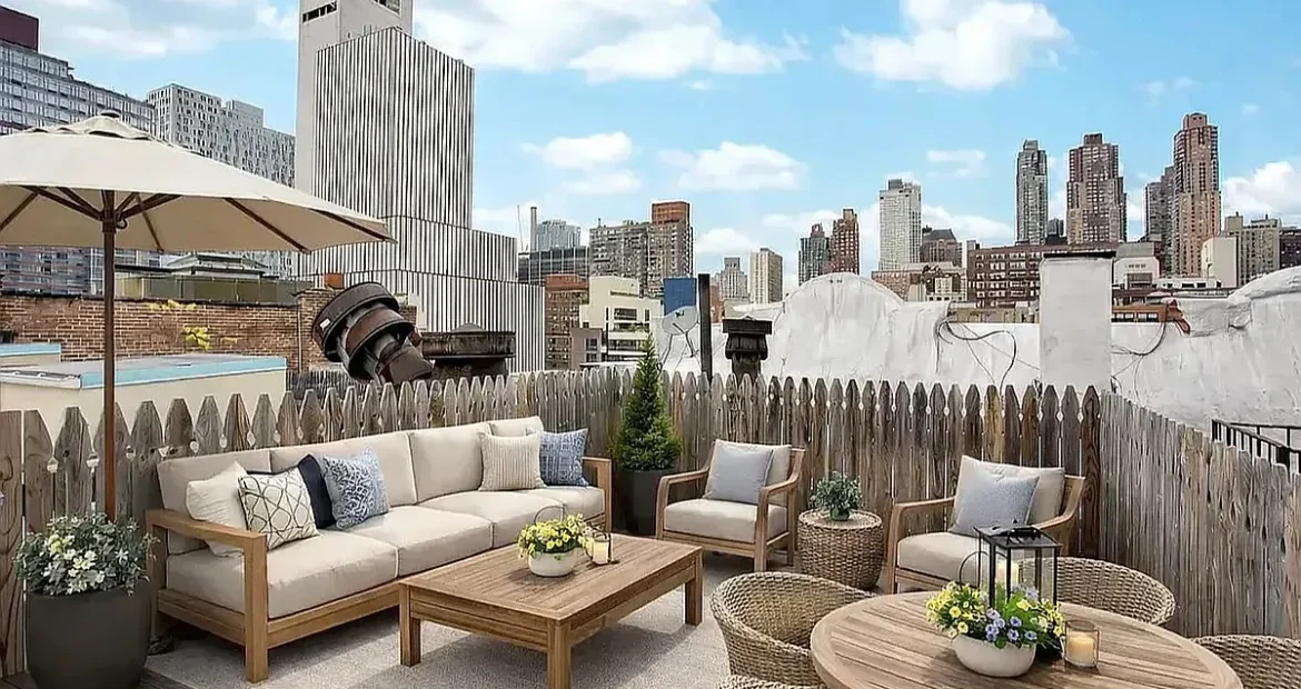 Amazing 3 bedroom 2 baths with washe/dryer in unit / dishwasher Roof deck