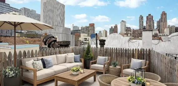 Amazing 3 bedroom 2 baths with washe/dryer in unit / dishwasher Roof deck