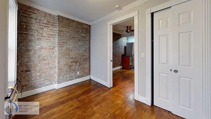 Sunny Bright One Bedroom apartment Washer and Dryer Dishwasher